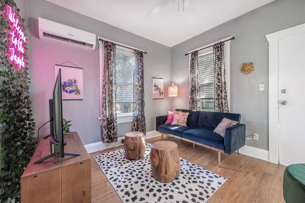 Jungle Themed Apt. Close To Coffee, Food + Shops! Τάμπα Εξωτερικό φωτογραφία