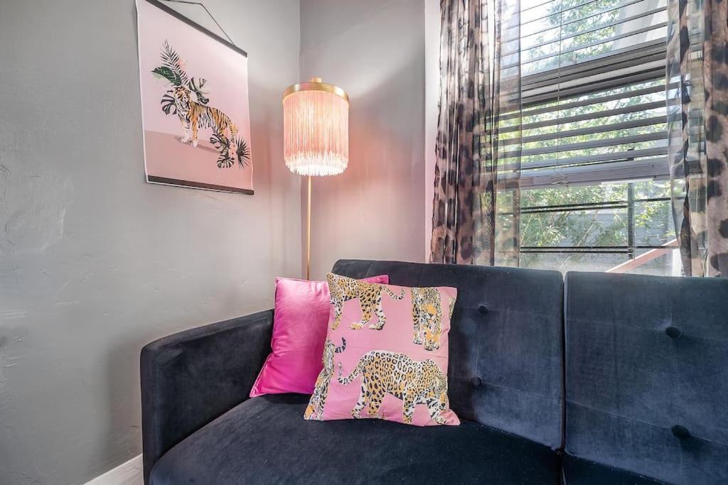 Jungle Themed Apt. Close To Coffee, Food + Shops! Τάμπα Εξωτερικό φωτογραφία