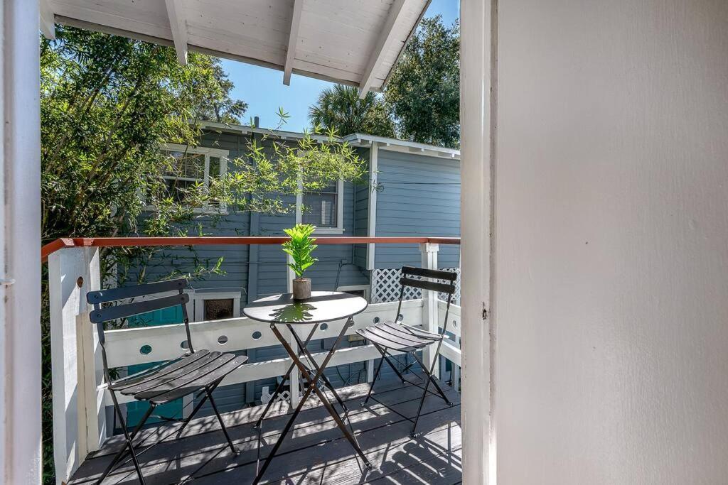 Jungle Themed Apt. Close To Coffee, Food + Shops! Τάμπα Εξωτερικό φωτογραφία